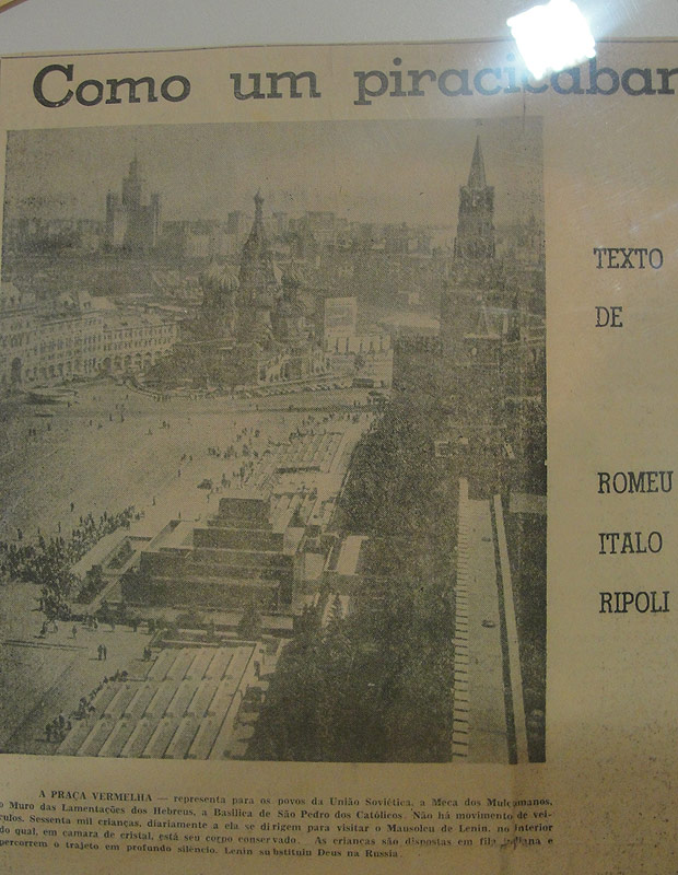 XV de Piracicaba 100 anos Foto de Jornal Praça Vermelha Moscou URSS XV de Piracicaba 100 anos Foto de Jornal Praça Vermelha Moscou URSS