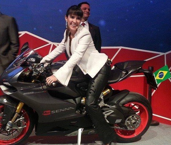 Paula Senna Paula Senna