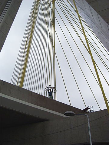 Na inauguração da Ponte Estaiada em São Paulo. Na inauguração da Ponte Estaiada em São Paulo.