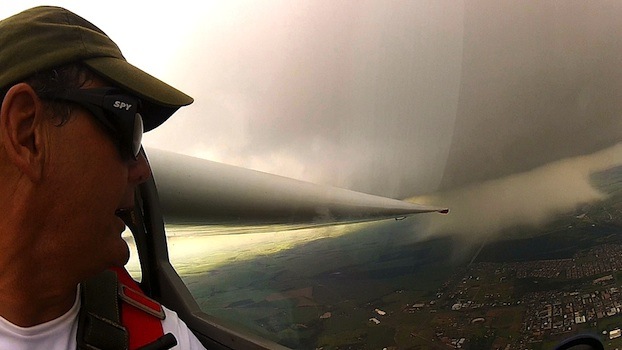 Um dos desafios foi lidar com as tempestades Um dos desafios foi lidar com as tempestades