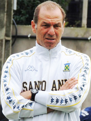 Ivan Izzo Técnico Santo André Ivan Izzo Técnico Santo André