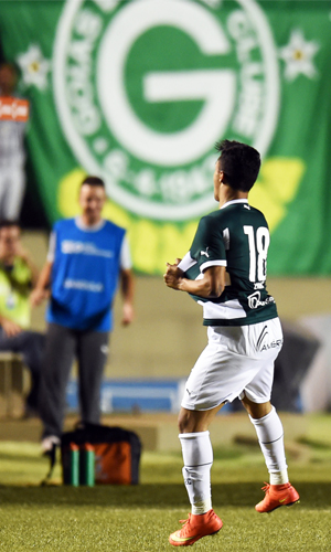 Erik Comemora Gol Goiás Emelec Copa Sul-Americana 15/10/2014 Erik Comemora Gol Goiás Emelec Copa Sul-Americana 15/10/2014