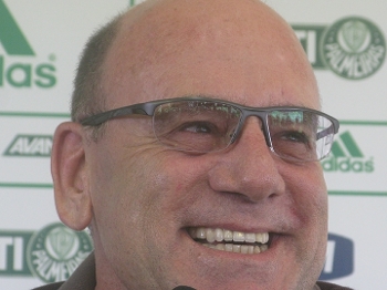 Brunoro durante coletiva no Palmeiras Brunoro durante coletiva no Palmeiras