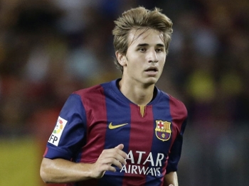 Jovem mostrou personalidade e foi o maior passador do Barcelona Jovem mostrou personalidade e foi o maior passador do Barcelona
