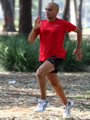 Biomecânica da corrida - exercícios de técnica - atletismo 1 Biomecânica da corrida - exercícios de técnica - atletismo 1