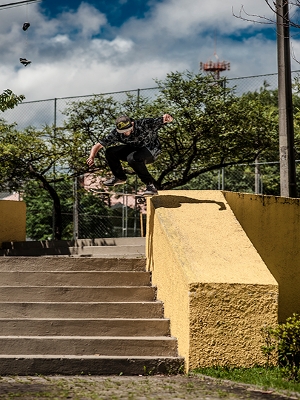 Daniel Mordzin, Nollie Flip Noseslide Daniel Mordzin, Nollie Flip Noseslide