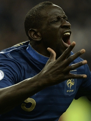 Sakho marcou um gol e participou do último na vitória francesa Sakho marcou um gol e participou do último na vitória francesa