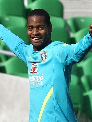 Dedé sentiu dores abdominais e acabou cortado da seleção Dedé sentiu dores abdominais e acabou cortado da seleção