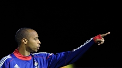 Thierry Henry, de 37 anos, deixou o New York Red Bulls e está sem clube
