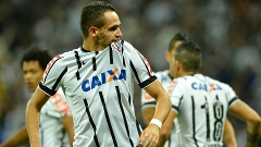 Renato Augusto teve atuação inspirada diante do Bragantino