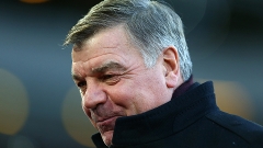 Sam Allardyce lidera West Ham na boa campanha no Campeonato Inglês