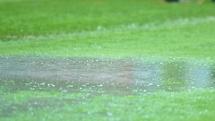 Gramado do Mineirão deixou a desejar e ficou encharcado e impraticável