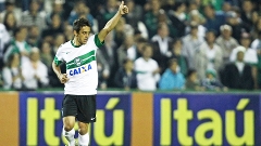 Robinho Comemora Gol Coritiba Fluminense Campeonato Brasileiro 06/06/2013