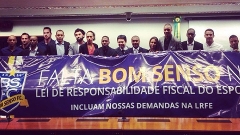 Representantes do Bom Senso protestam em Brasília contra lei de responsabilidade fiscal