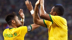 Neymar Comemora Robinho Gol Brasil Japão Amistoso 14/10/2014