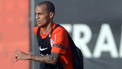 Alan Patrick durante treino do Internacional