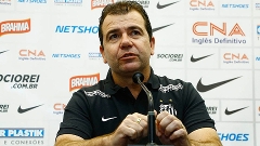 Apesar de eliminação, Enderson elogia time do Santos e afirma: 'Merecíamos a vaga'