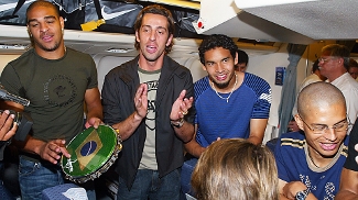 Adriano Edu Gaspar Dudu Cearense Alex Comemoram Título Copa América 2004 26/07/2004 Adriano Edu Gaspar Dudu Cearense Alex Comemoram Título Copa América 2004 26/07/2004