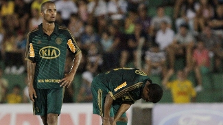 Jogadores do Palmeiras após a goleada por 6 a 2 em Mirassol