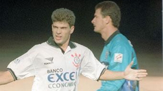 Hiran Guarani Túlio Maravilha Corinthians Campeonato Paulista 1997 23/03/1997 Hiran Guarani Túlio Maravilha Corinthians Campeonato Paulista 1997 23/03/1997