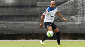 Gerente pede cautela à torcida por Conca e diz que Sheik será aproveitado no Corinthians