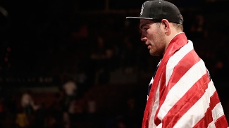 Chris Weidman defendeu pela 2ª vez o cinturão da divisão dos médios Chris Weidman defendeu pela 2ª vez o cinturão da divisão dos médios