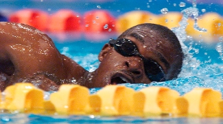 Eric Moussambani em ação: nadador fez história em Sydney Eric Moussambani em ação: nadador fez história em Sydney