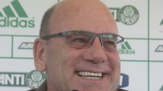 Brunoro durante coletiva no Palmeiras Brunoro durante coletiva no Palmeiras