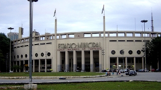 Santos pretende fazer parceria para mandar jogos no Pacaembu Santos pretende fazer parceria para mandar jogos no Pacaembu