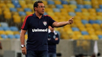 Luxemburgo foi demitido do Fluminense nesta segunda Luxemburgo foi demitido do Fluminense nesta segunda