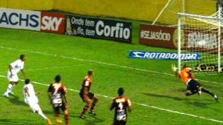 No primeiro turno, Bragantino venceu o Oeste por 2 a 0 No primeiro turno, Bragantino venceu o Oeste por 2 a 0