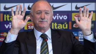 Scolari convocou 11 jogadores de clubes do Brasil Scolari convocou 11 jogadores de clubes do Brasil