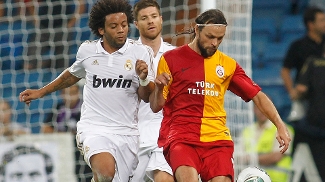 Ujfalusi e Marcelo; Galatasaray encontrou o Real Madrid em 2011, em torneio amistoso Ujfalusi e Marcelo; Galatasaray encontrou o Real Madrid em 2011, em torneio amistoso