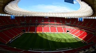 Recém-inaugurado para a Copa das Confederações, o estádio Mané Garrincha receberá, pelo menos, mais 6 jogos do Fla em 2013 Recém-inaugurado para a Copa das Confederações, o estádio Mané Garrincha receberá, pelo menos, mais 6 jogos do Fla em 2013