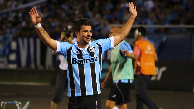 Grêmio foi o último clube do atacante no futebol brasileiro Grêmio foi o último clube do atacante no futebol brasileiro