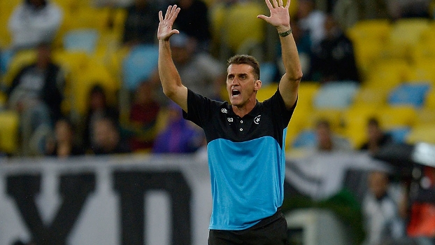 Vagner Mancini, técnico do Botafogo, na derrota para o Flamengo no Maracanã