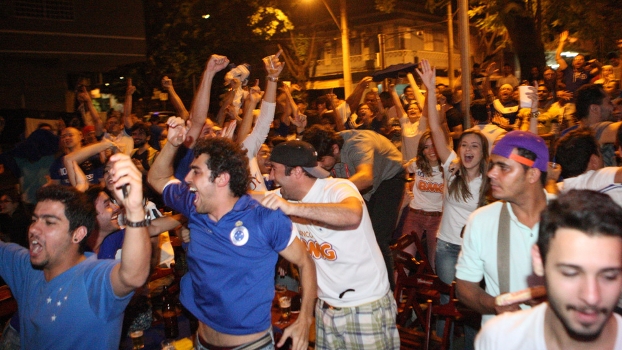 Ruas de Belo Horizonte: palcos para a festa dos cruzeirenses pelo terceiro título nacional