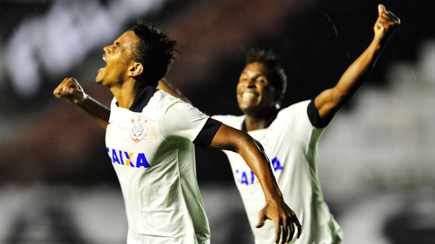 Zé Paulo fez dois golaçoes e comandou virada do Corinthians sobre o Flamengo na Copa São Paulo Zé Paulo fez dois golaçoes e comandou virada do Corinthians sobre o Flamengo na Copa São Paulo