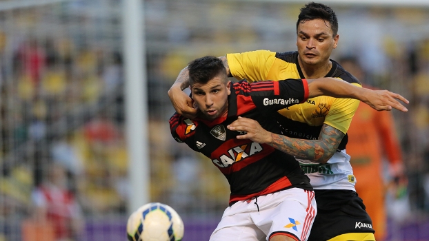 Lucas Mugni voltou a marcar pelo Flamengo após 148 dias com pênalti convertido contra o Criciúma Lucas Mugni voltou a marcar pelo Flamengo após 148 dias com pênalti convertido contra o Criciúma