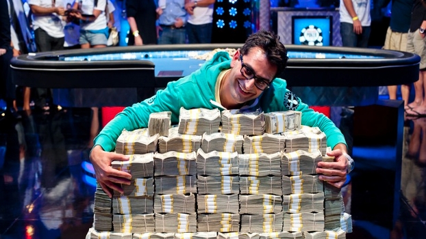 Antonio Esfandiari e o prêmio de US$18.346.673 Antonio Esfandiari e o prêmio de US$18.346.673