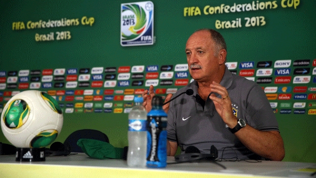 Luiz Felipe Scolari, em entrevista coletiva da seleção brasileira: velhos métodos Luiz Felipe Scolari, em entrevista coletiva da seleção brasileira: velhos métodos