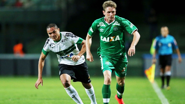 Fabiano Chapecoense Coritiba Campeonato Brasileiro 10/09/2014 Fabiano Chapecoense Coritiba Campeonato Brasileiro 10/09/2014