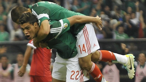 México venceu com um gol no final e segue vivo nas Eliminatórias