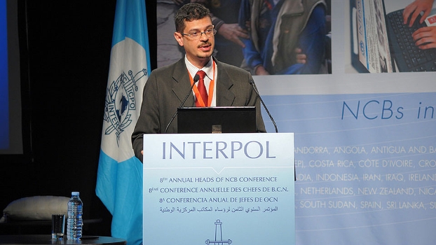 Luiz Eduardo Navajas é o chefe da Interpol no Brasil e participou da ação