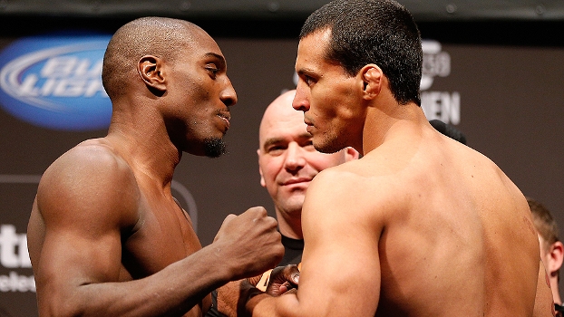 Phil Davis (EUA) vs. Vinny Magalhães (BRA) - meio-pesados Phil Davis (EUA) vs. Vinny Magalhães (BRA) - meio-pesados