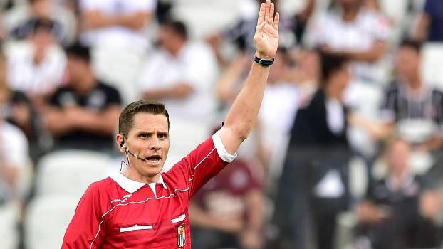 Douglas Marques das Flores apita Corinthians e Novorizontino pelo Paulistão Itaipava 2016