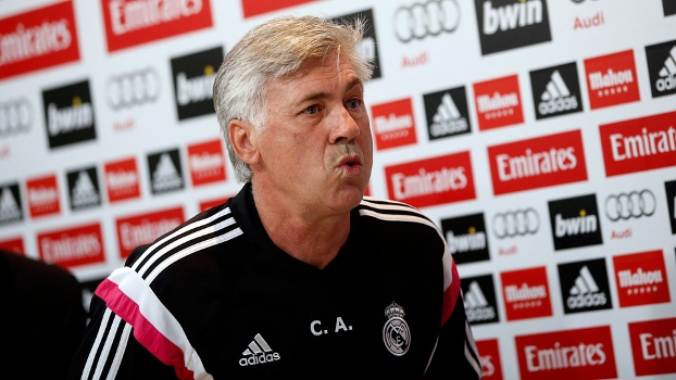Técnico Carlo Ancelotti na entrevista coletiva pré-Real Madrid x Barcelona Técnico Carlo Ancelotti na entrevista coletiva pré-Real Madrid x Barcelona