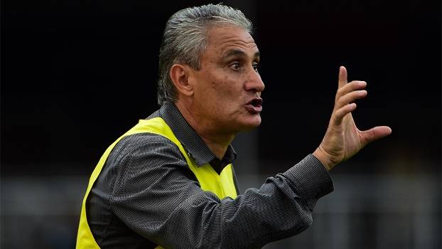 Tite exalta momento corintiano, mas admite defeitos e prevê oscilação