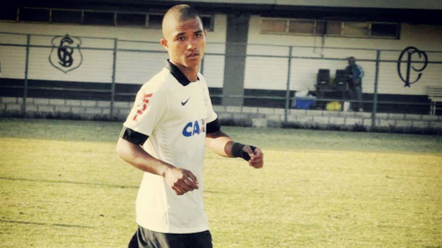 Procurando atacantes no profissional, Corinthians tem gols sobrando no sub-20