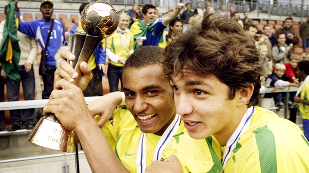 Juliano Comemora Título Mundial Sub-17 Brasil Espanha 30/08/2003 Juliano Comemora Título Mundial Sub-17 Brasil Espanha 30/08/2003